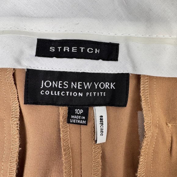 Jones New York – Size 10P Stretch Beige Pants - Picture 3 of 6